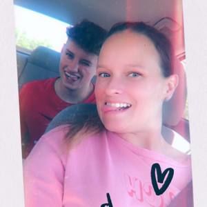 Meet your Posher, Diana